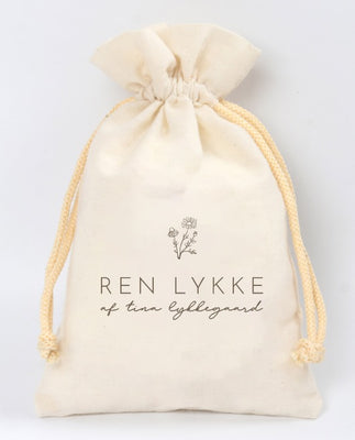 Etsy Custom Logo bags - Size -16cm X 21cm  (6.30 inches X 8.30 inches) - Qty -2500
