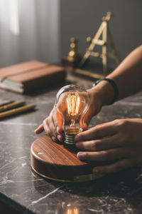 Best Selling ! Christmas Gift ~ Magnetic Levitation Lamp | Floating LED Bulb Light for Home, Office & Gifting