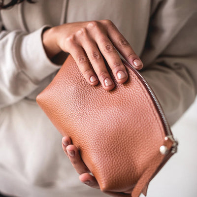 toiletry bag leather - Boston Creative Company